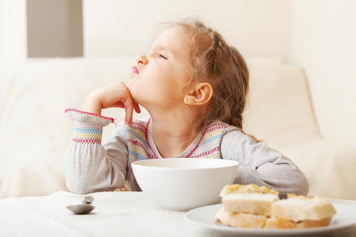 enfant difficile à table