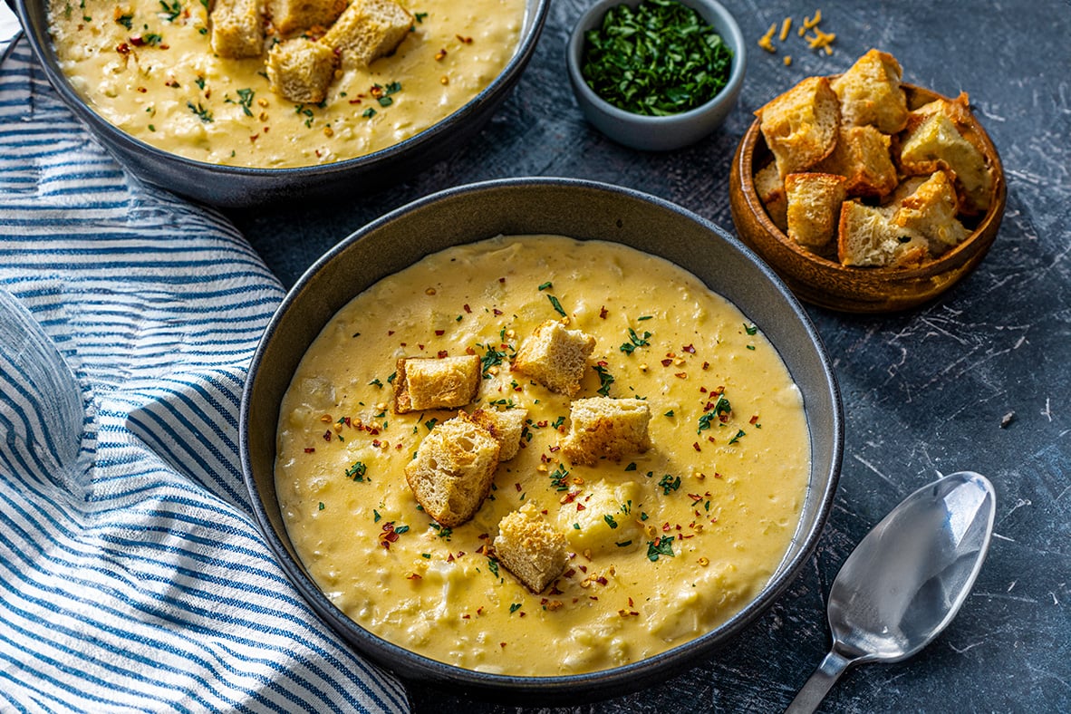 Potage au chou-fleur et au Cheddar