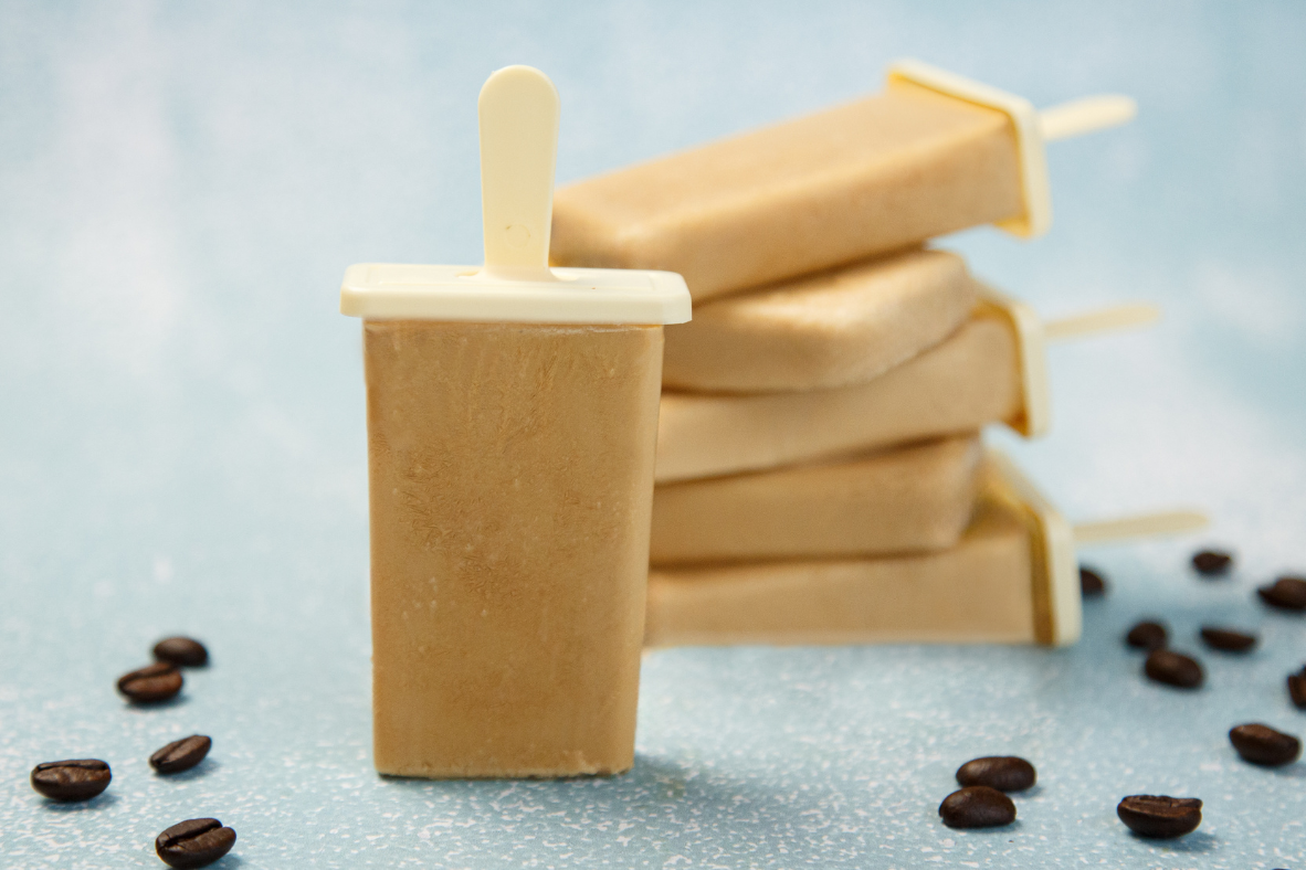 Sucettes glacées au café et lait condensé
