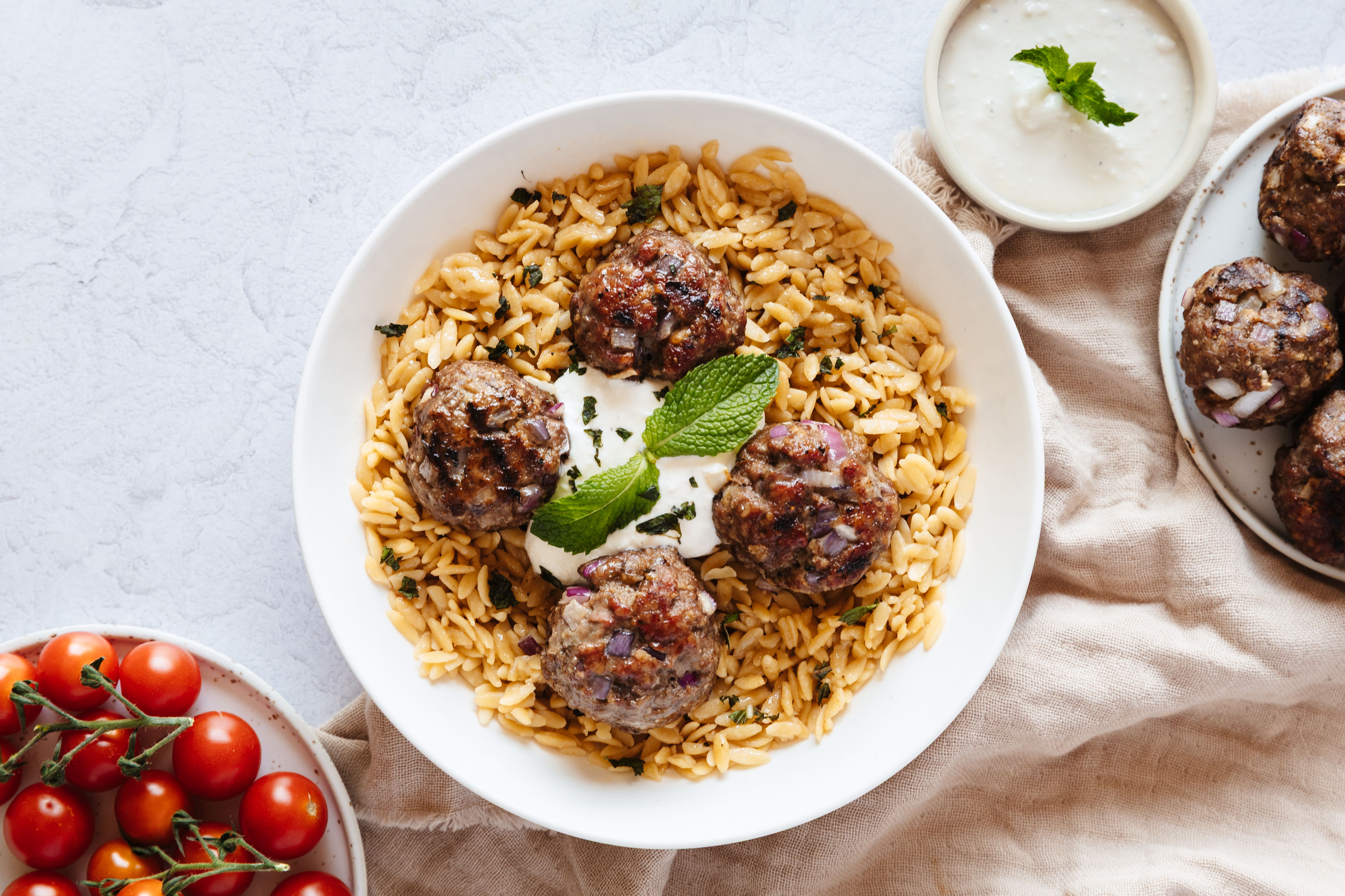 Boulettes de boeuf avec sauce à la Feta fouettée