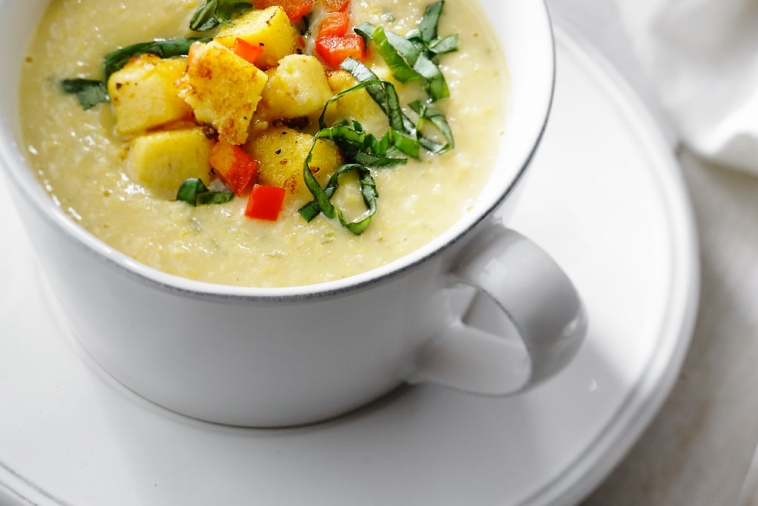 Crème de maïs et de haricots blancs, croûtons de polenta