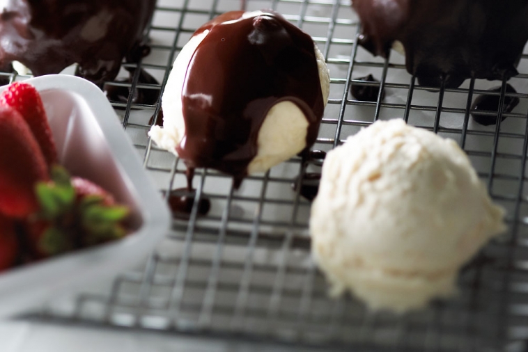 Truffes géantes à la crème glacée