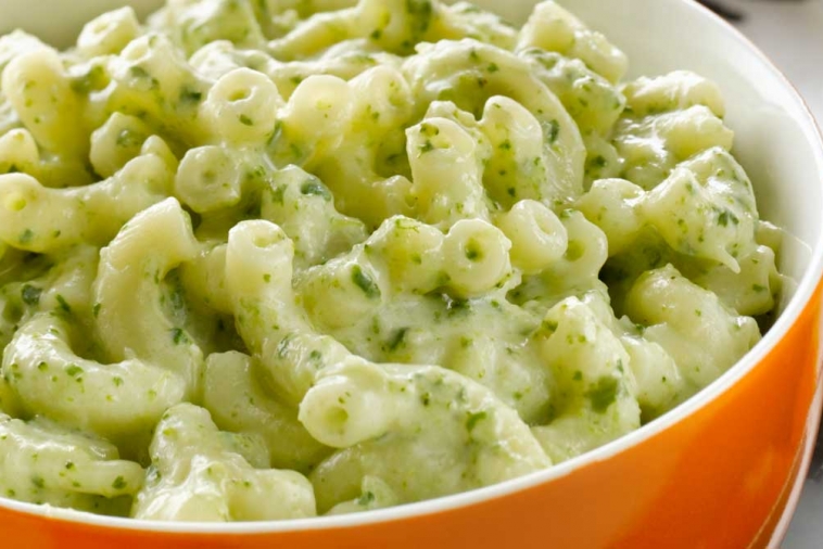 Macaroni au fromage vert