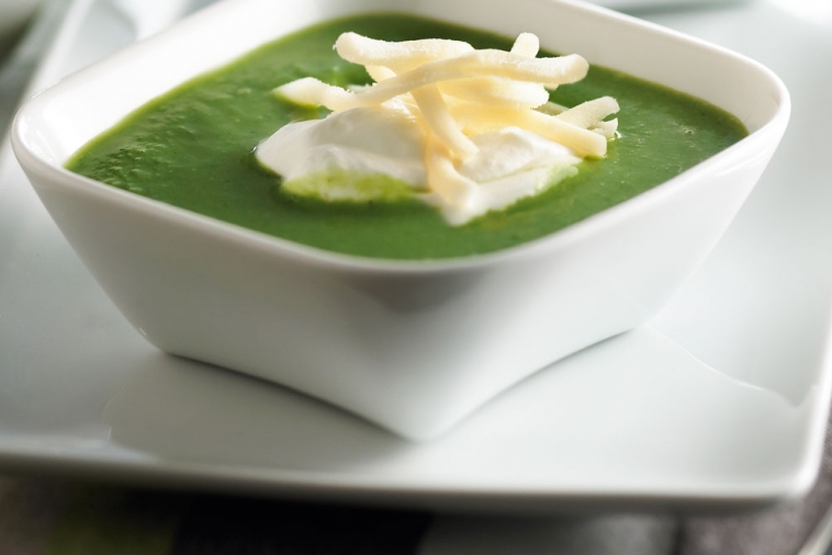 Soupe aux petits pois et au cresson