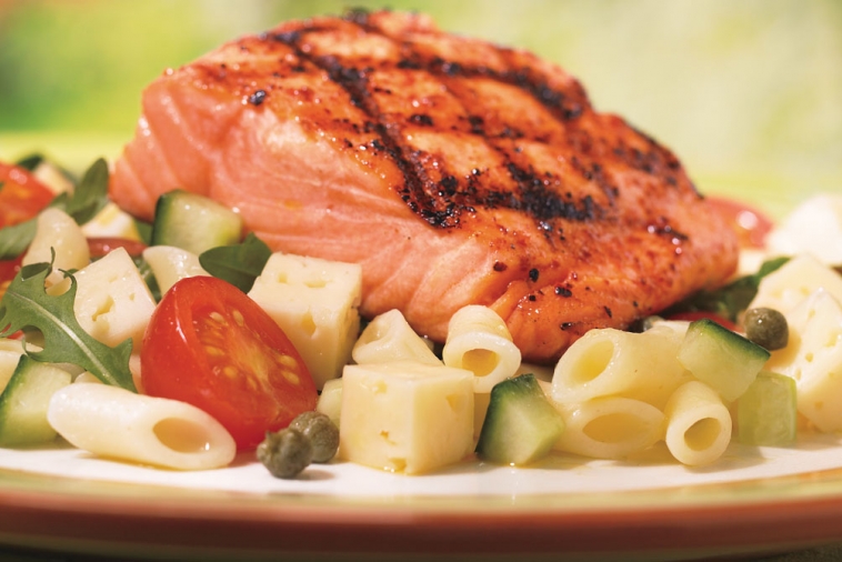 Salade de pâtes estivale au poisson avec Harvati