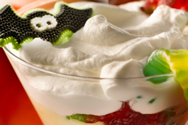 Parfaits au pouding « truffés de bestioles »