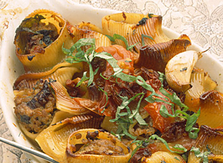 Coquilles de pâtes au porc gratinées