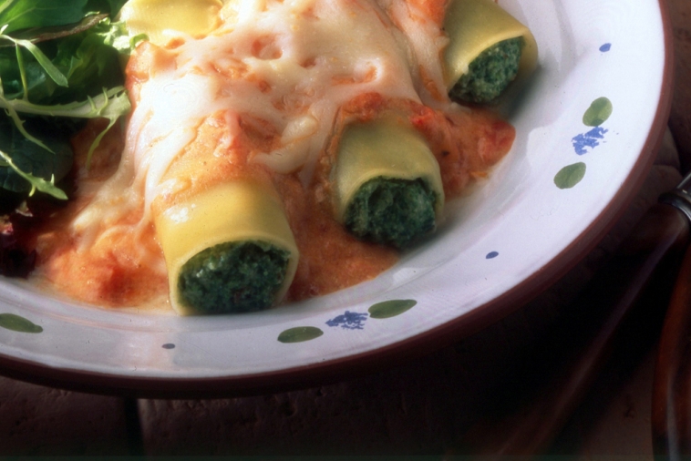 Cannelloni farcis au fromage Ricotta et aux épinards
