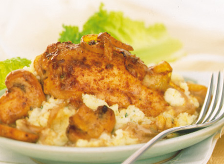 Poulet sauté avec sauce facile aux champignons