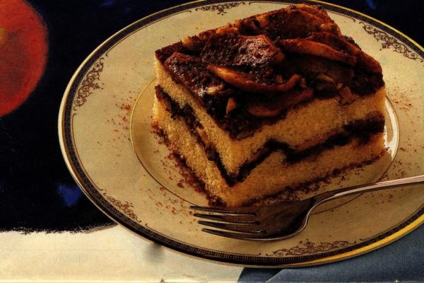 apple cinnamon streusel coffee cake