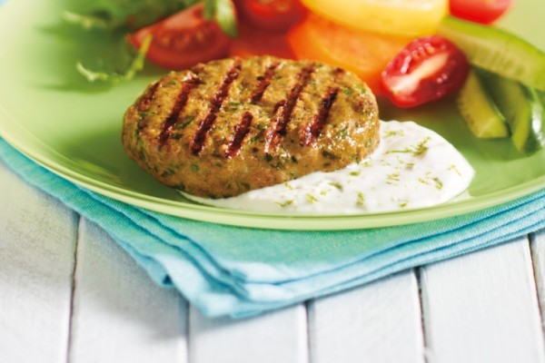 barbequed curried chicken burgers with yogurt sauce barbequed curried chicken burgers with yogurt sauce