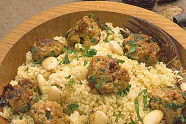 couscous semolina with spicy meatballs