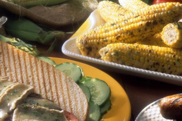 grilled corn on the cob with tarragon butter