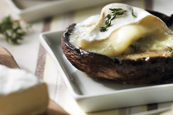 roasted portobello mushrooms with melted canadian brie