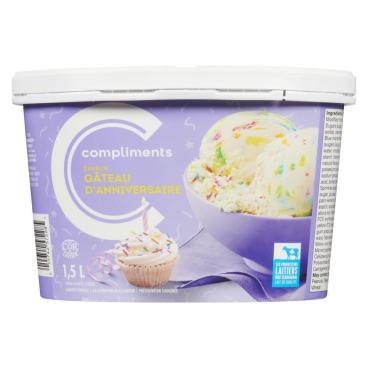 Compliments Crème glacée légère gâteau d'anniversaire 1.5L