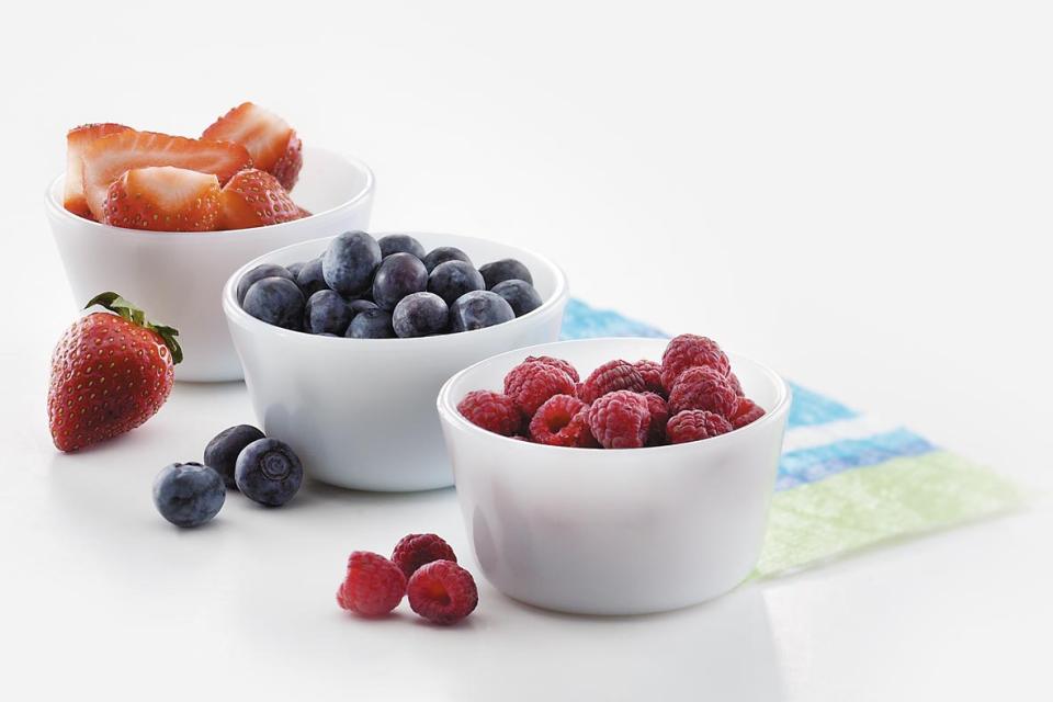 Baies: fraises, bleuets et framboises