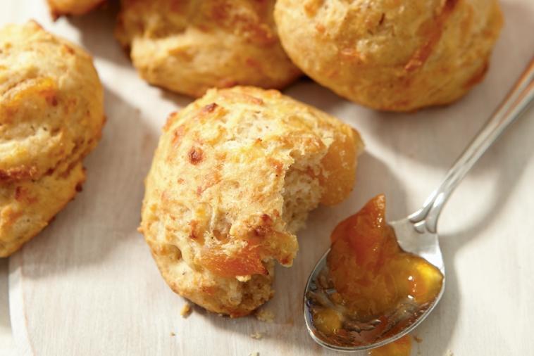 apricot and gouda scones