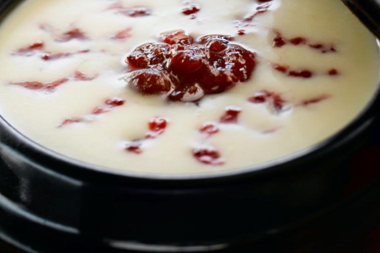 bloodshot eyeball soup canadian white cheddar and potato soup with a cranberry swirl