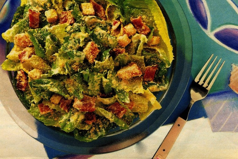 caesar salad with creamy garlic dressing