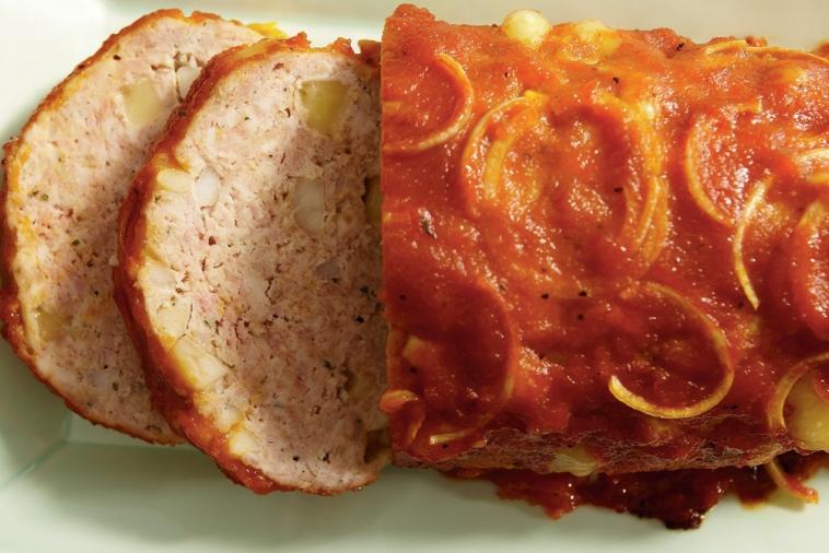 cheesy meat loaf with apples