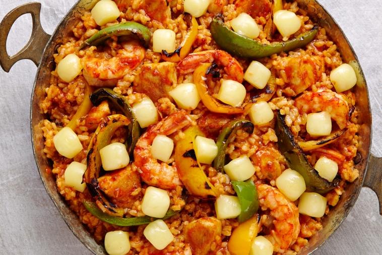 cheesy paella with grilled peppers