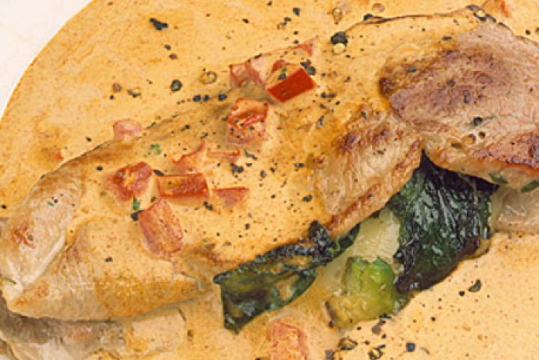 Escalopes De Porc En Portefeuille A L Avocat Et Aux Epinards