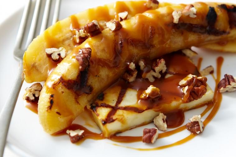 grilled bananas and paneer with dulce de leche