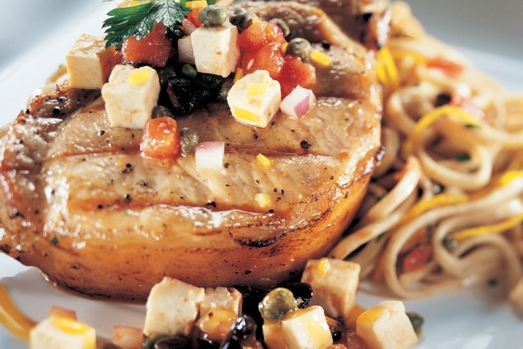 Cotelettes De Porc Grillees Sauce Vierge Aux Agrumes Et A La Feta