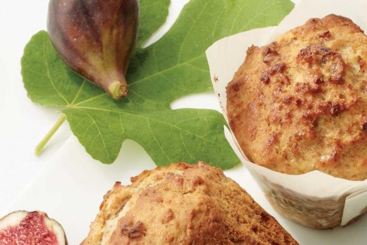honey fig yogurt muffins with walnuts