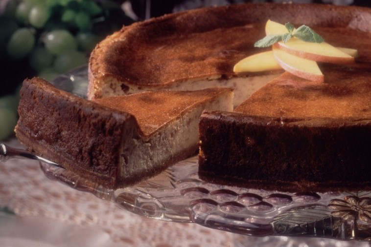 Gateau Au Fromage Aux Saveurs De Mangue Et De Fraise Plaisirs Laitiers