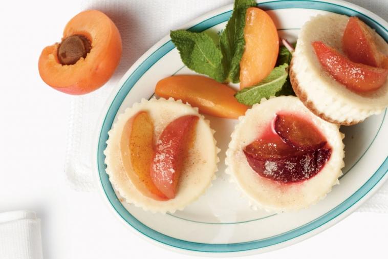 mini orchard fruit cheesecakes