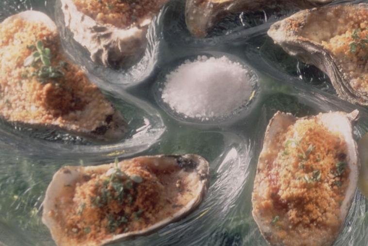 Huîtres fraîches gratinées à la Poséidon