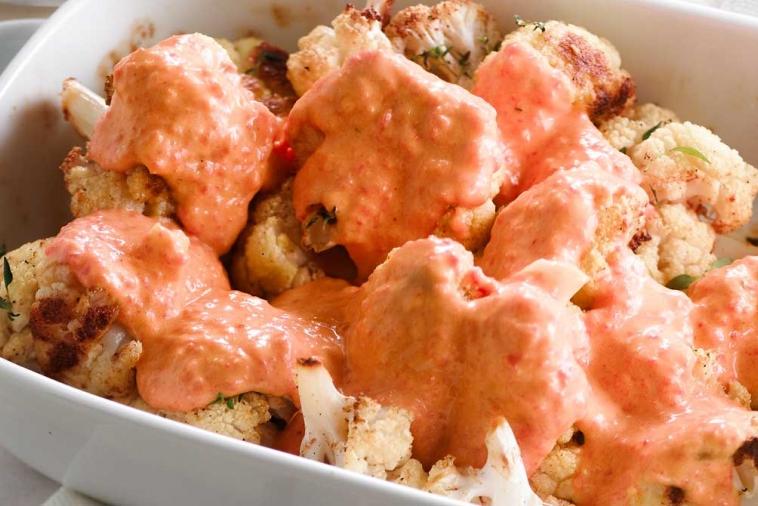 roasted cauliflower with red bell pepper cream