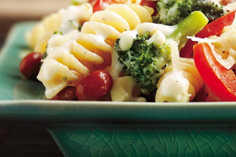 sweet pepper beans and broccoli pasta